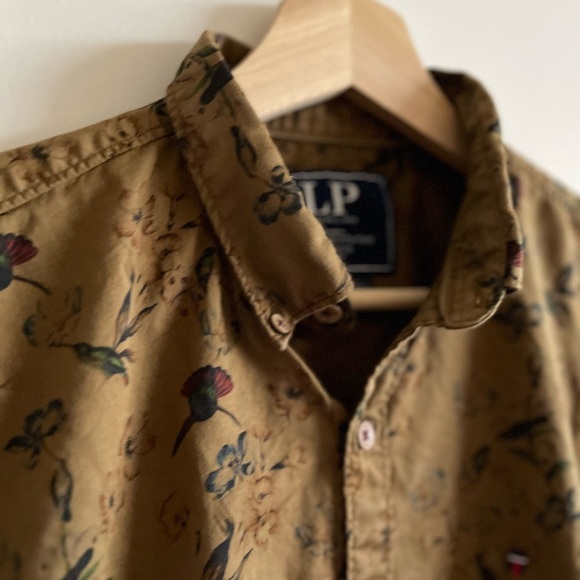 LP Louis Philippe Birds and Flowers Print Button down Shirt in super slim fit - Picture 3 of 10